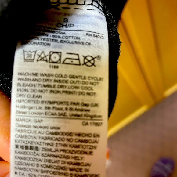 .  Gap sweatshirt Womens small - Picture 5 of 5